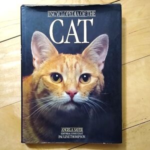 "Encyclopedia of the Cat" Vintage Hardcover Book 🐱🤓